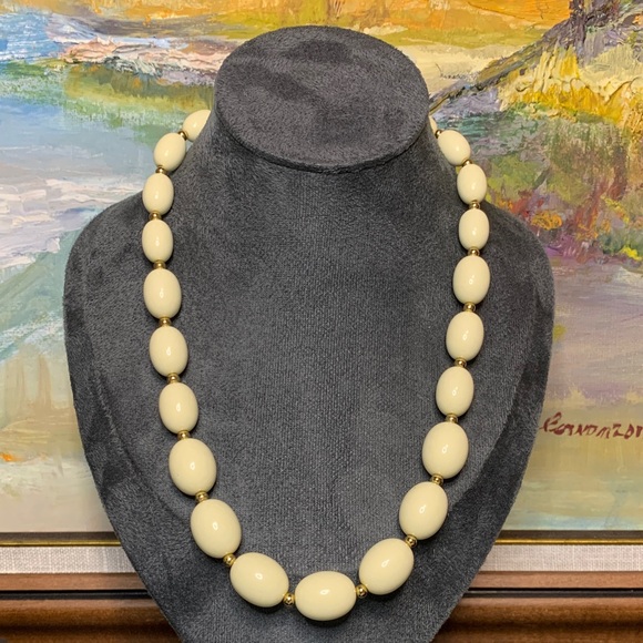 Monet Jewelry - Vintage MONET Cream and Gold Necklace